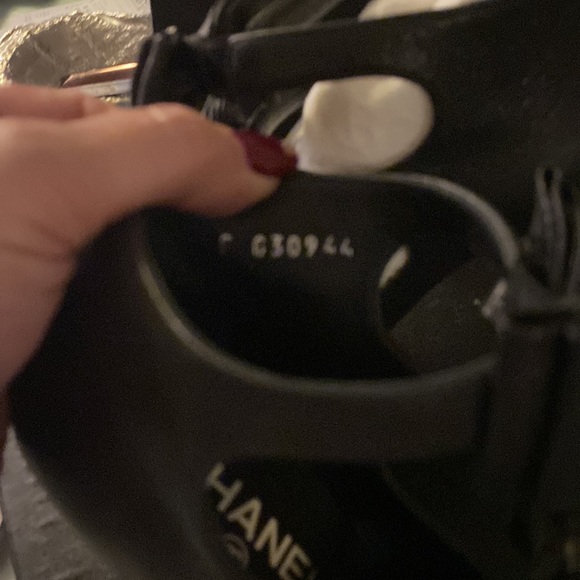 CHANEL 💯%Auth&NIB MetierDeArts RUNWAY high heel shoe booties w/ crystals & bows - Picture 11 of 15